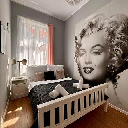 Apartament Filmowy Валбжих Экстерьер фото